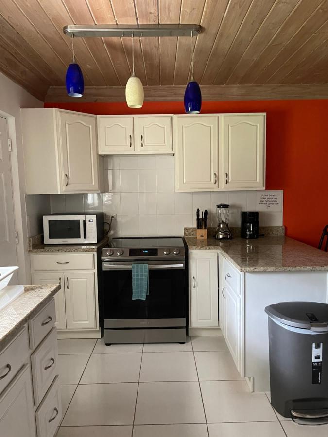 Sapphire Garden Townhouses George Town Εξωτερικό φωτογραφία